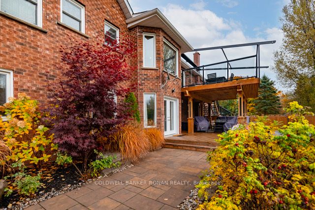 18 Greenwood Crescent