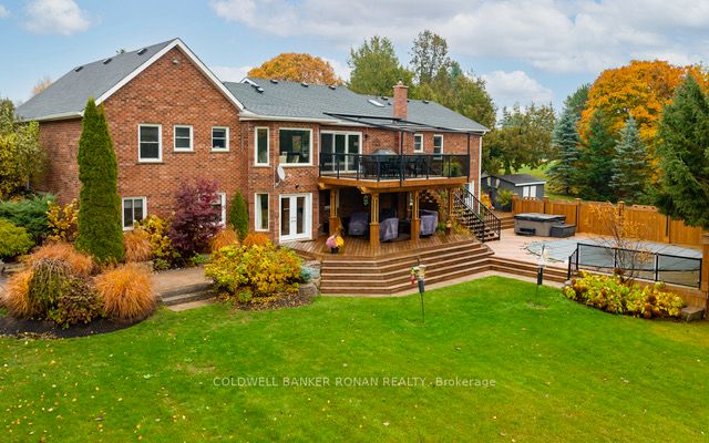 18 Greenwood Crescent
