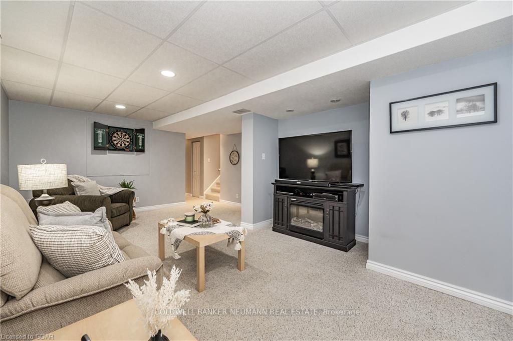 45 Candlewood Drive