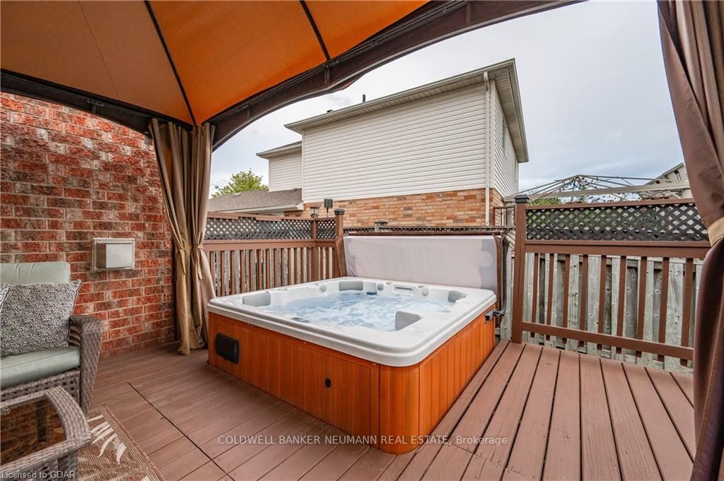 45 Candlewood Drive
