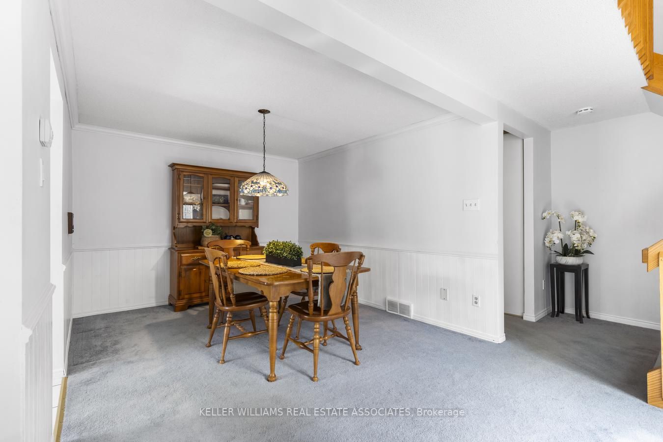 104 Woodlawn Road E, #4