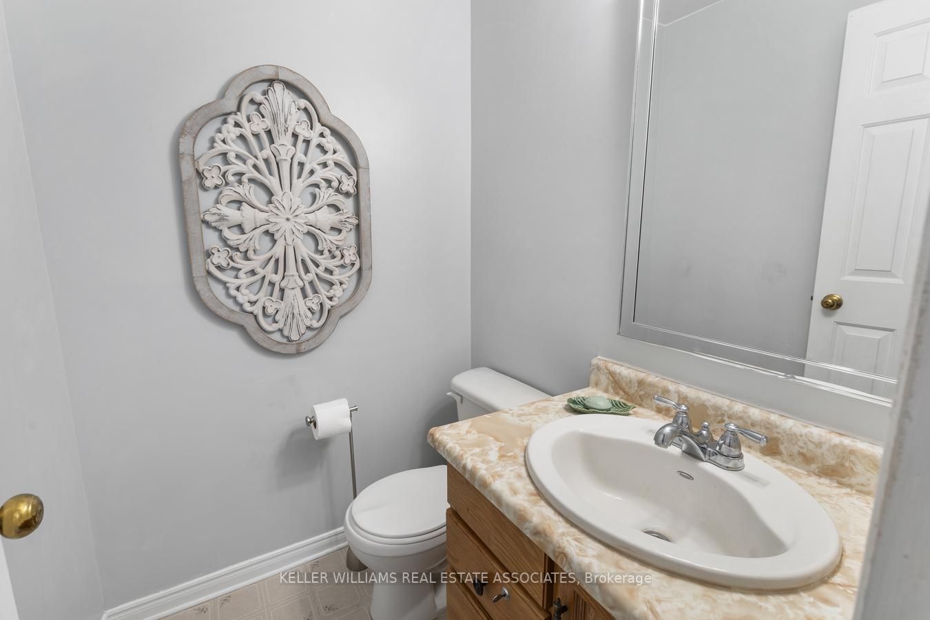 104 Woodlawn Road E, #4