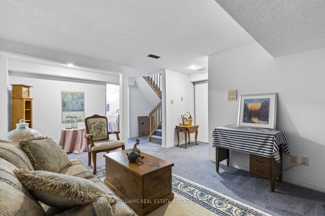 104 Woodlawn Road E, #4