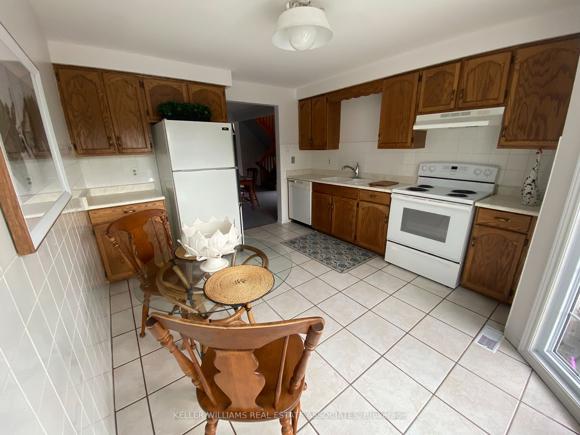 104 Woodlawn Road E, #4