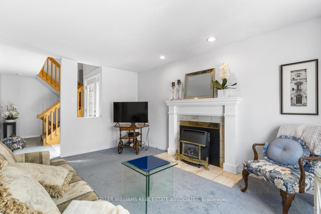 104 Woodlawn Road E, #4
