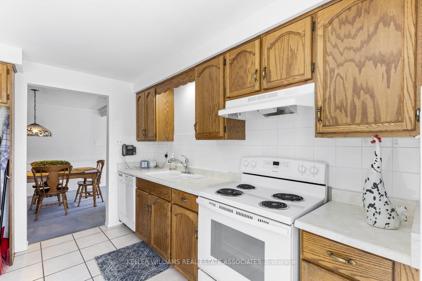 104 Woodlawn Road E, #4