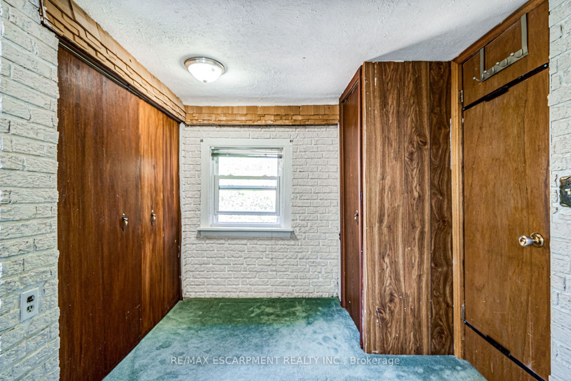 66 Mill St N