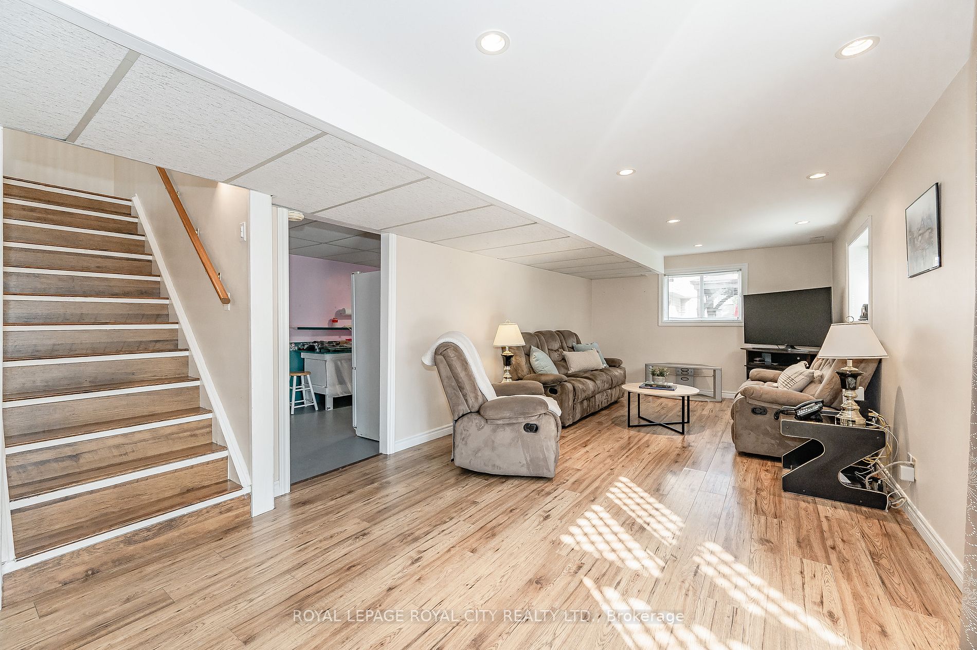 34 Greenwich Drive