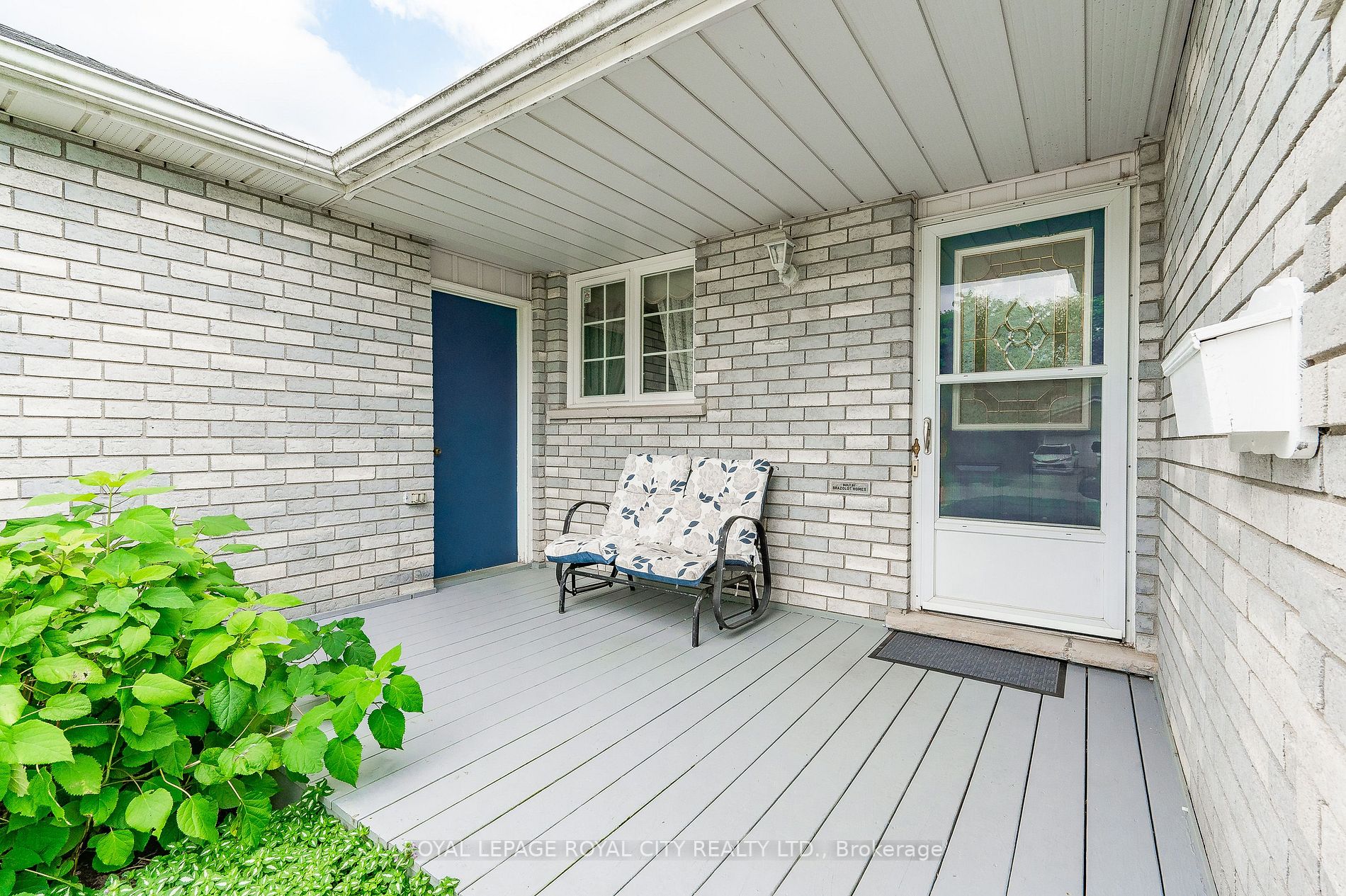 34 Greenwich Drive