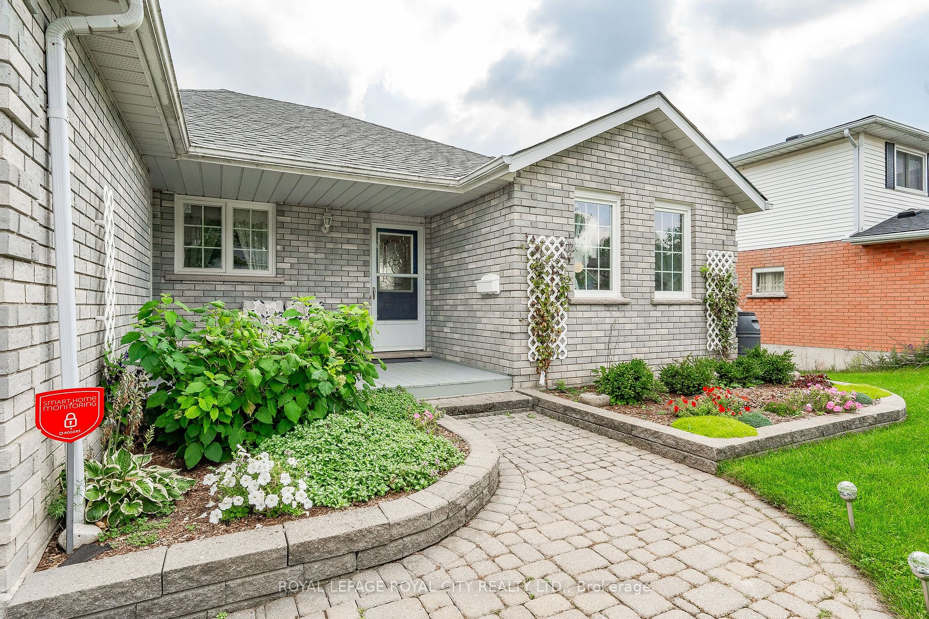 34 Greenwich Drive