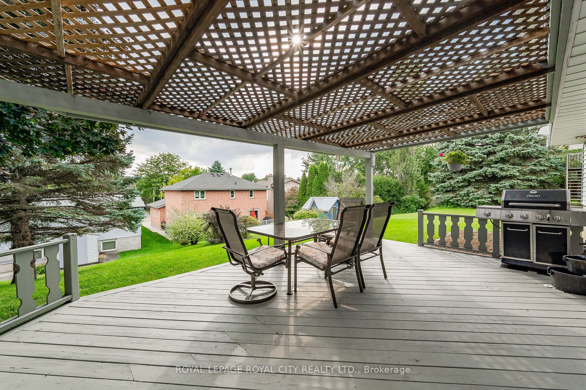34 Greenwich Drive