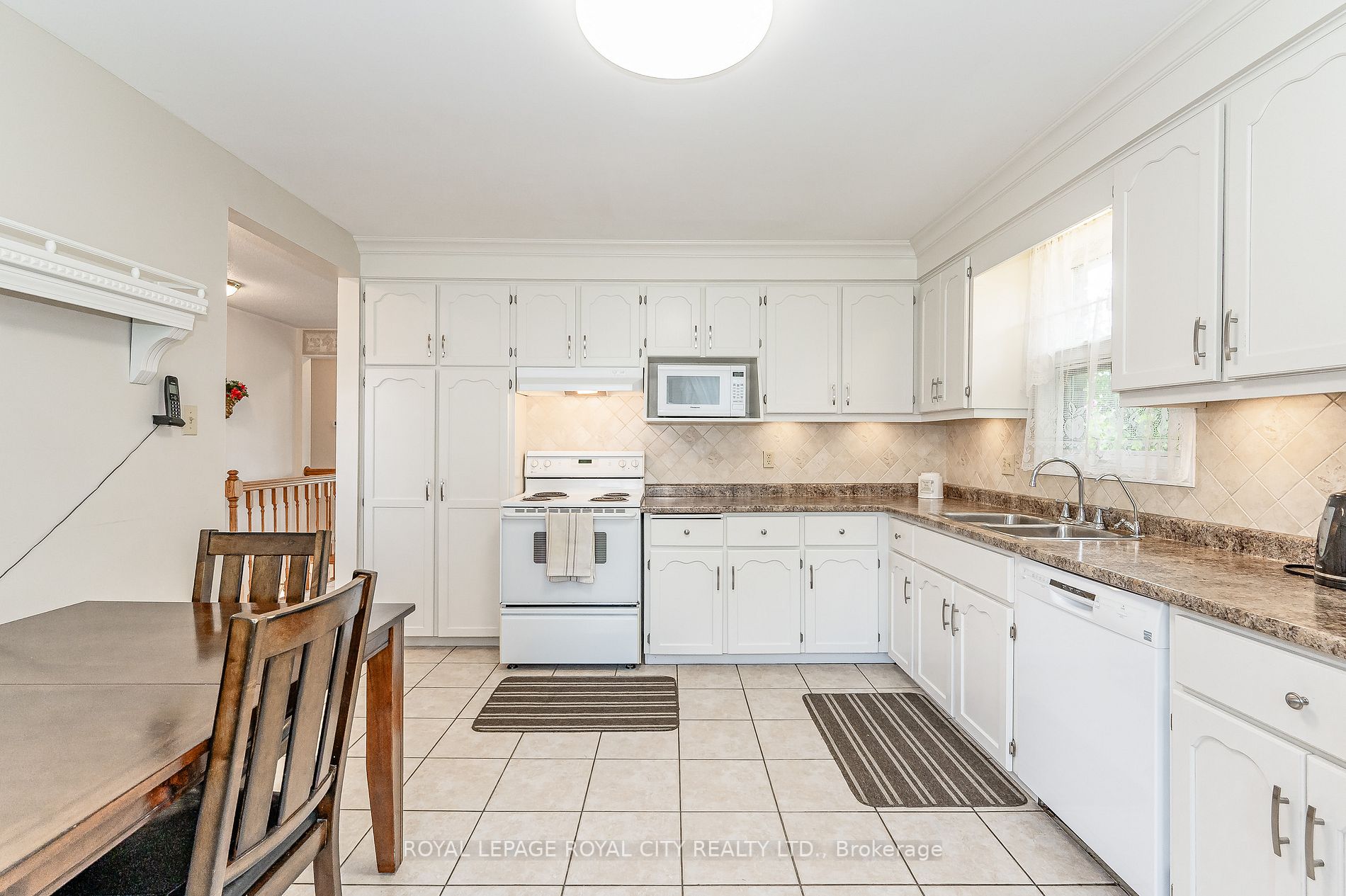 34 Greenwich Drive