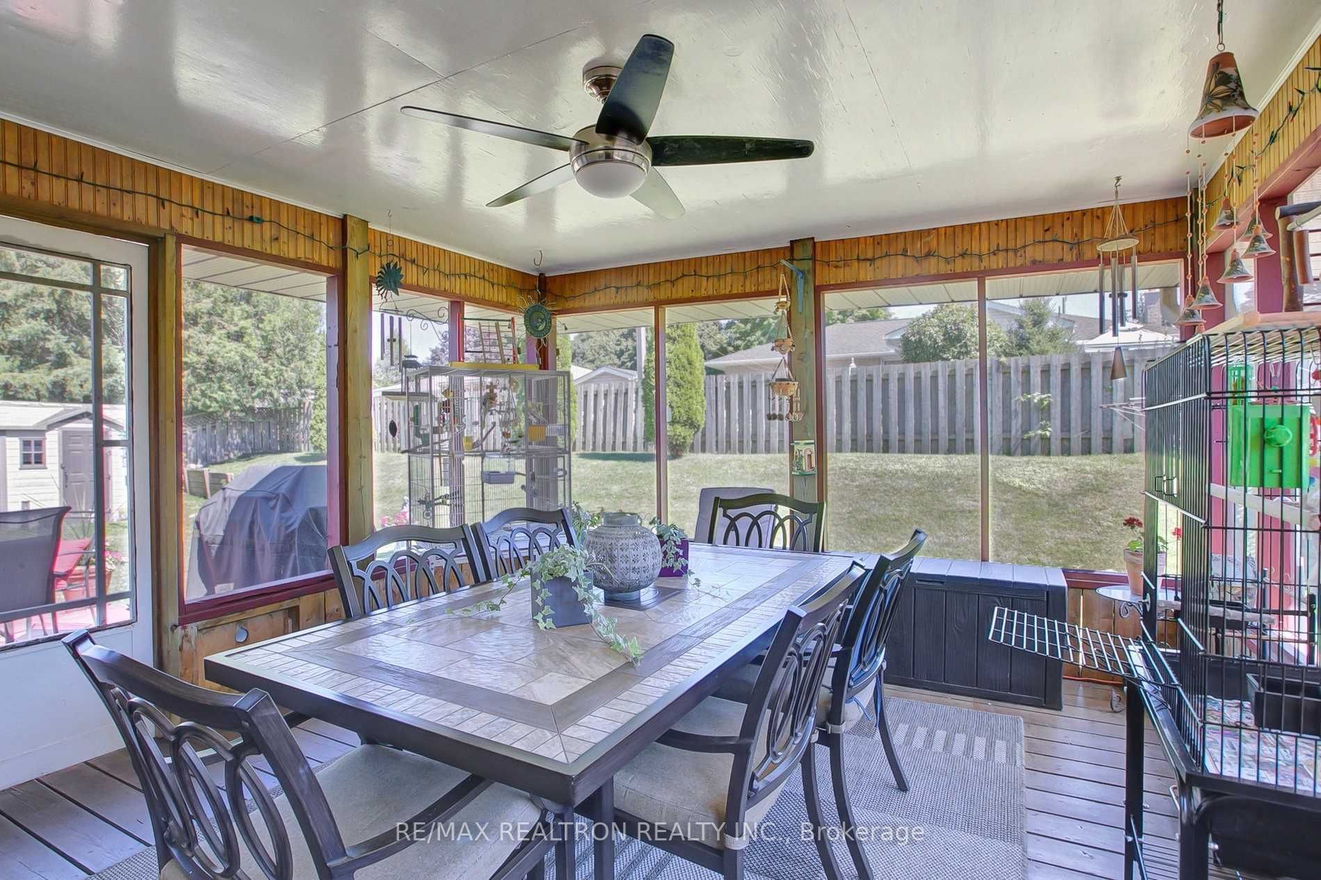 24 Sunset Dr