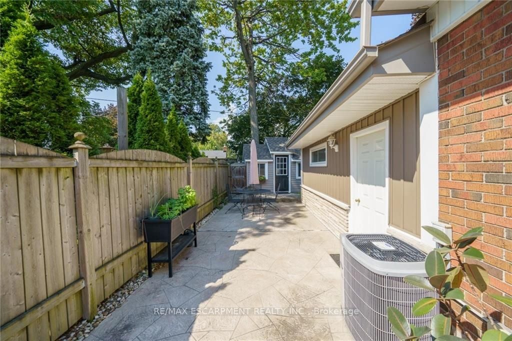 50 Edgewood Ave