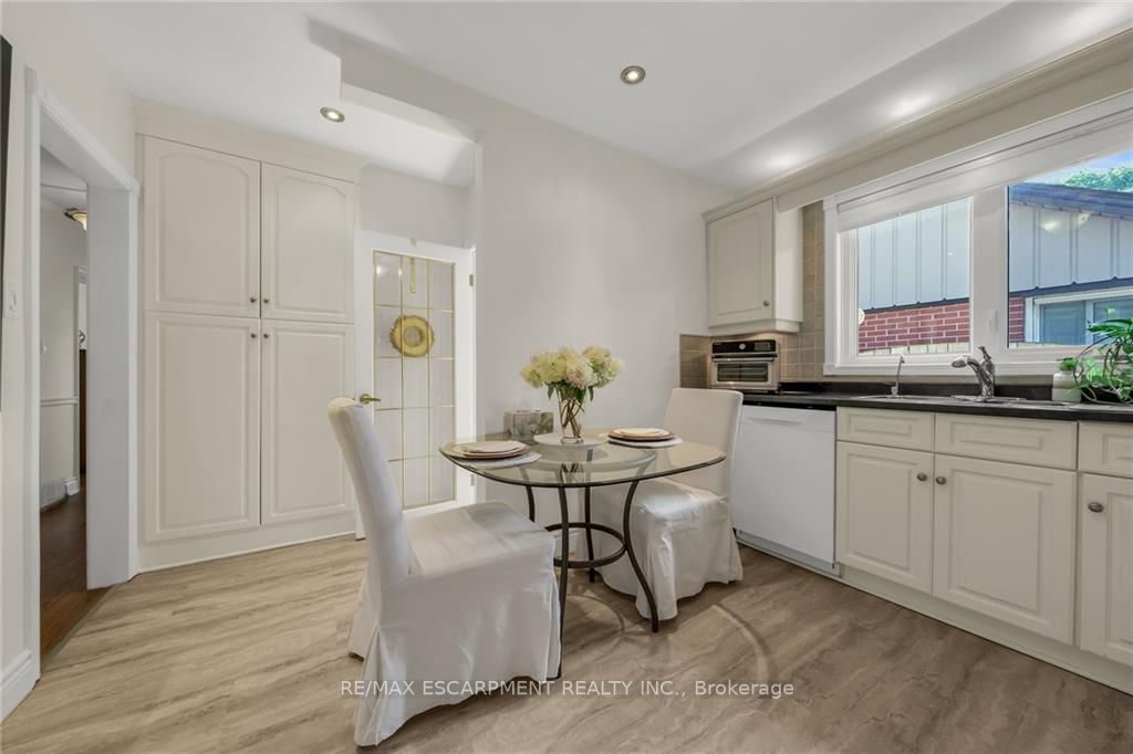 50 Edgewood Ave