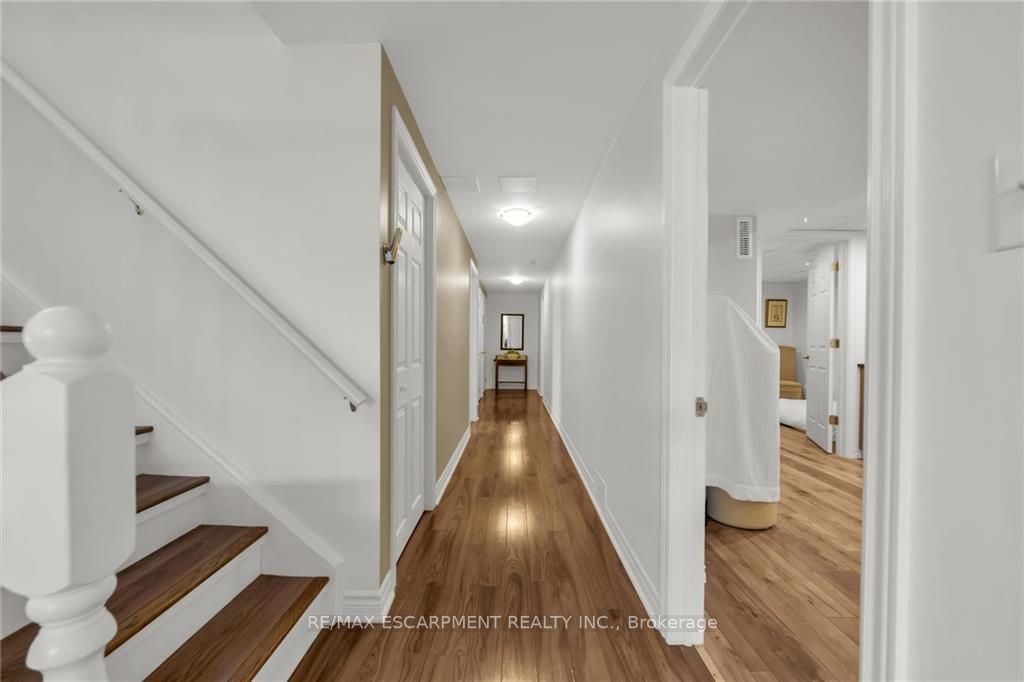 50 Edgewood Ave