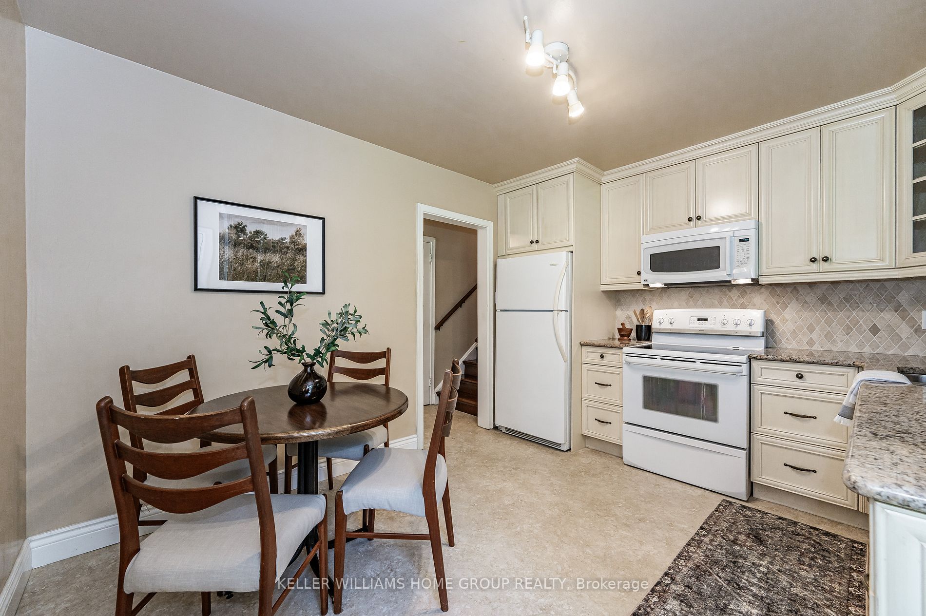 18 Woodycrest Drive