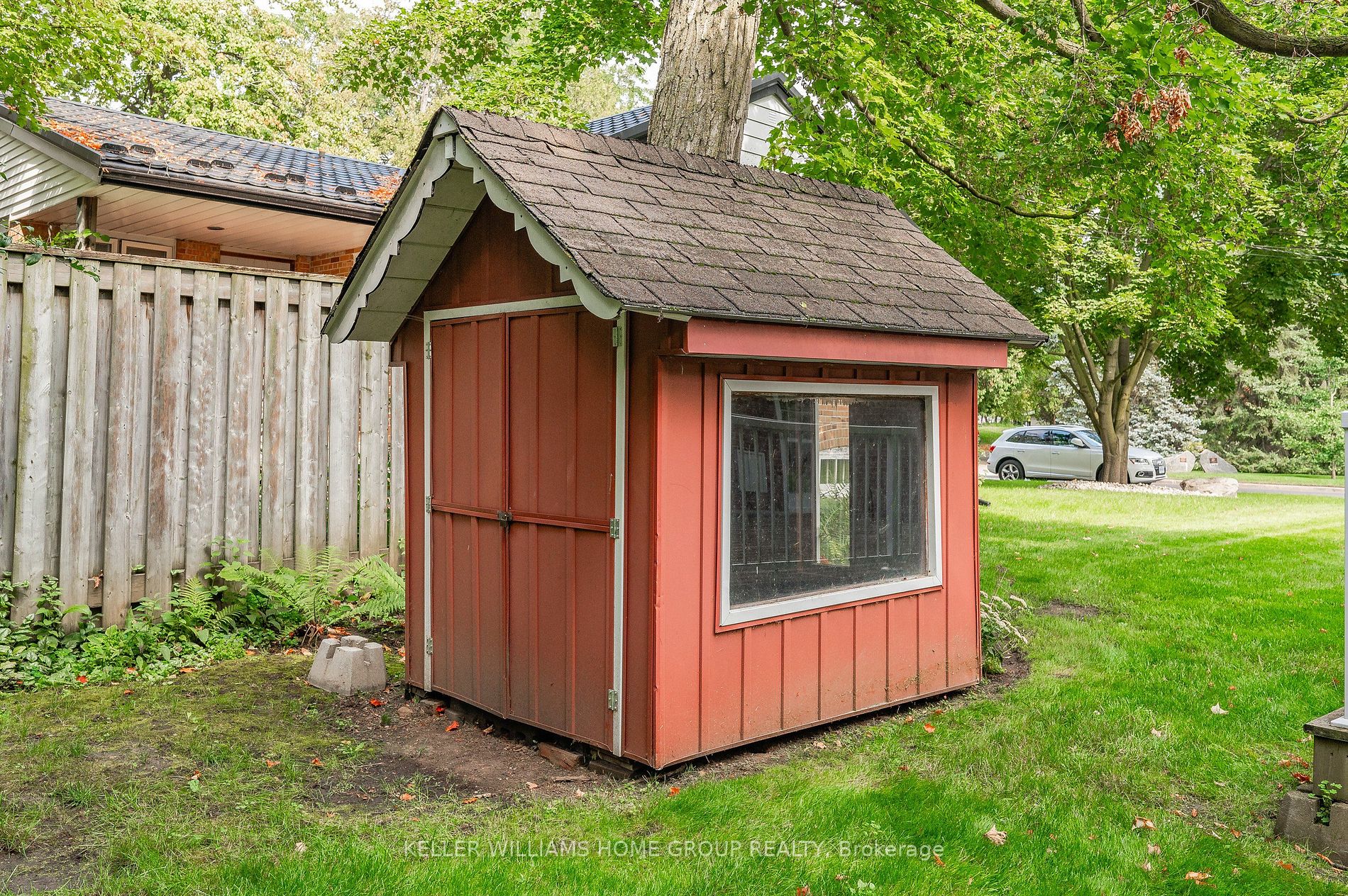 18 Woodycrest Drive