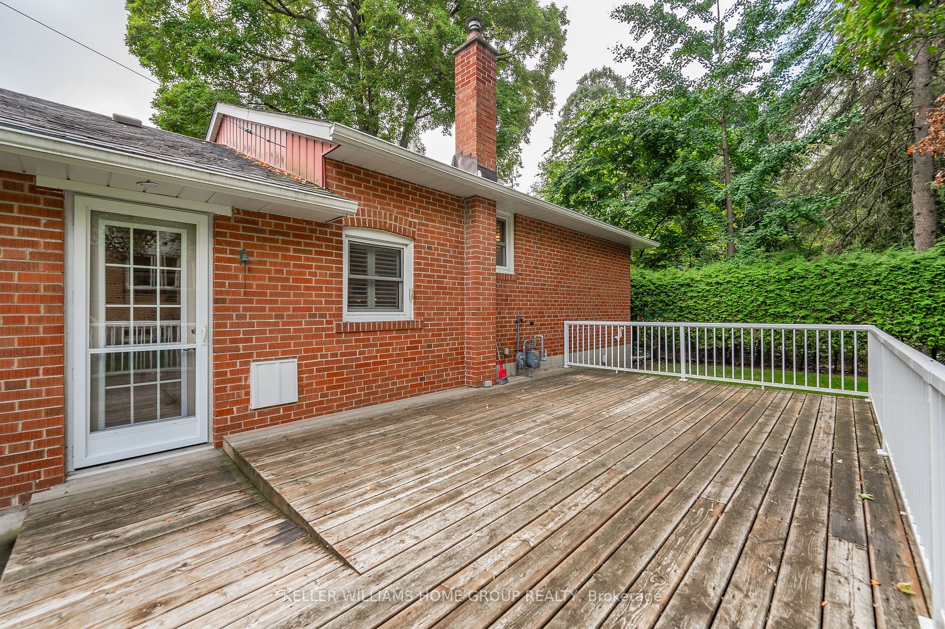 18 Woodycrest Drive