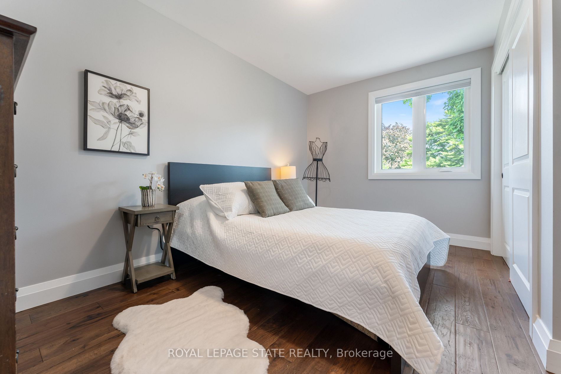 262 Brookview Crt