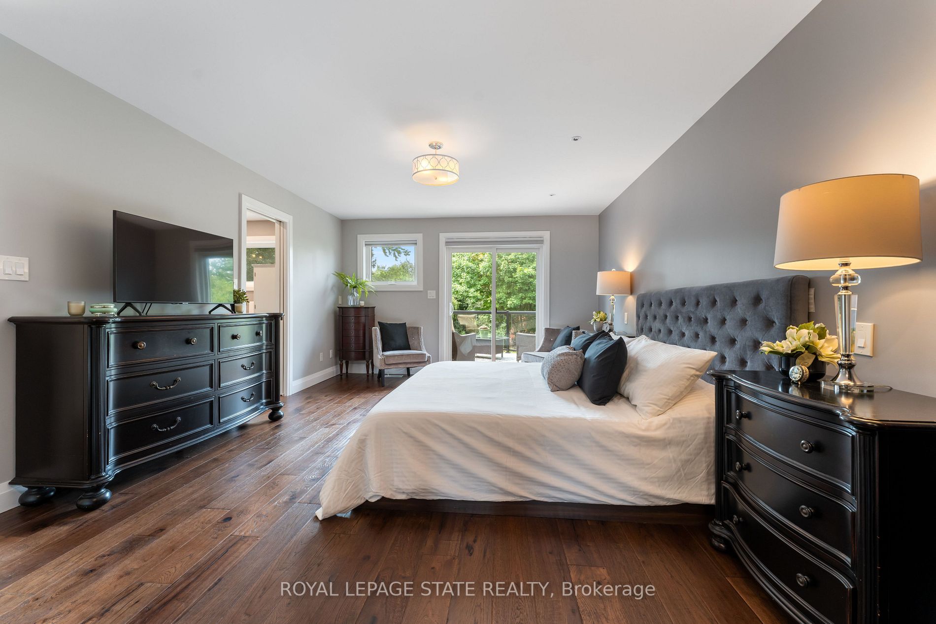 262 Brookview Crt