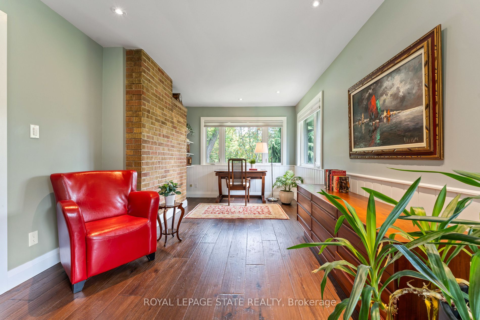 262 Brookview Crt
