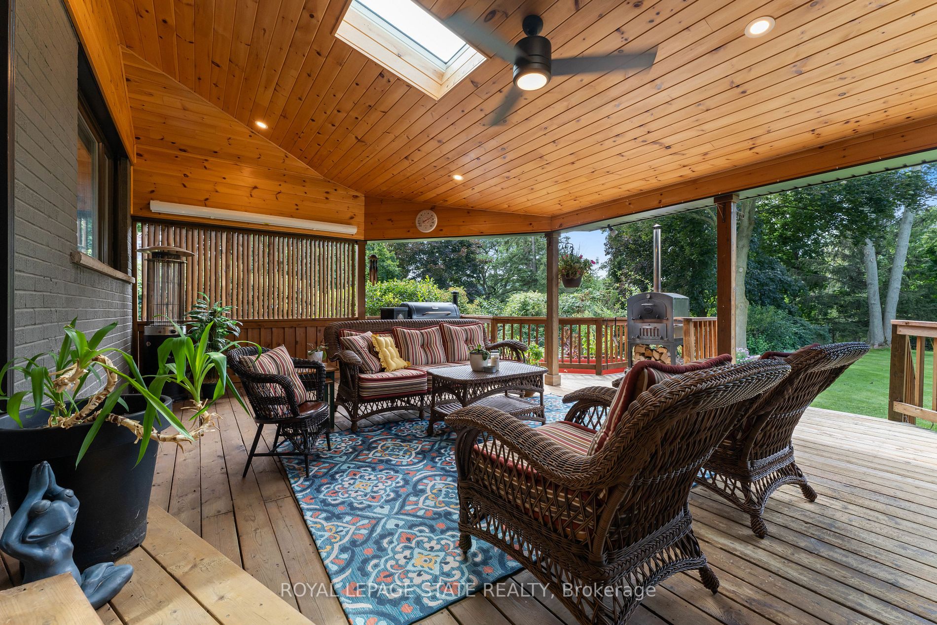 262 Brookview Crt