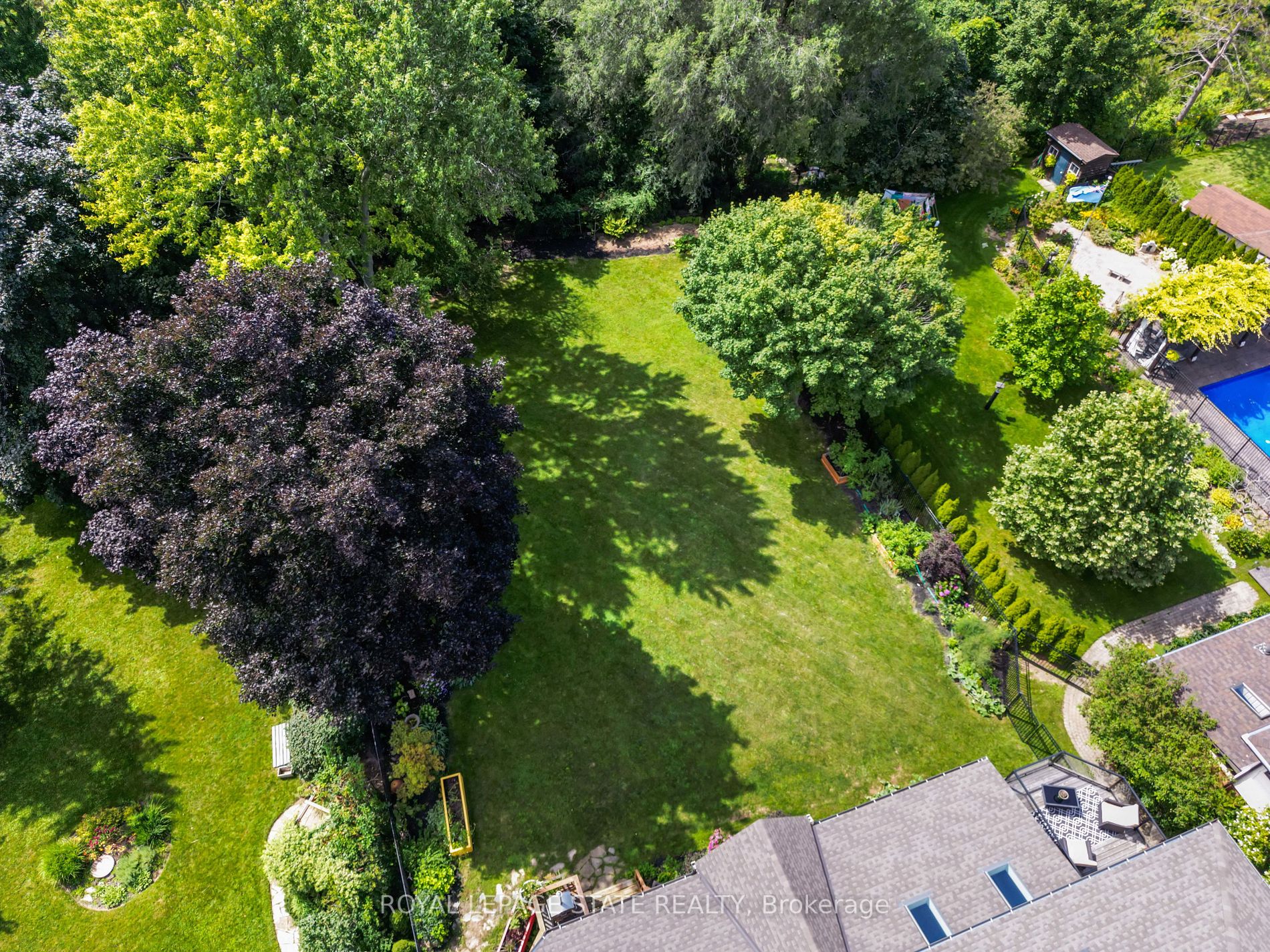 262 Brookview Crt