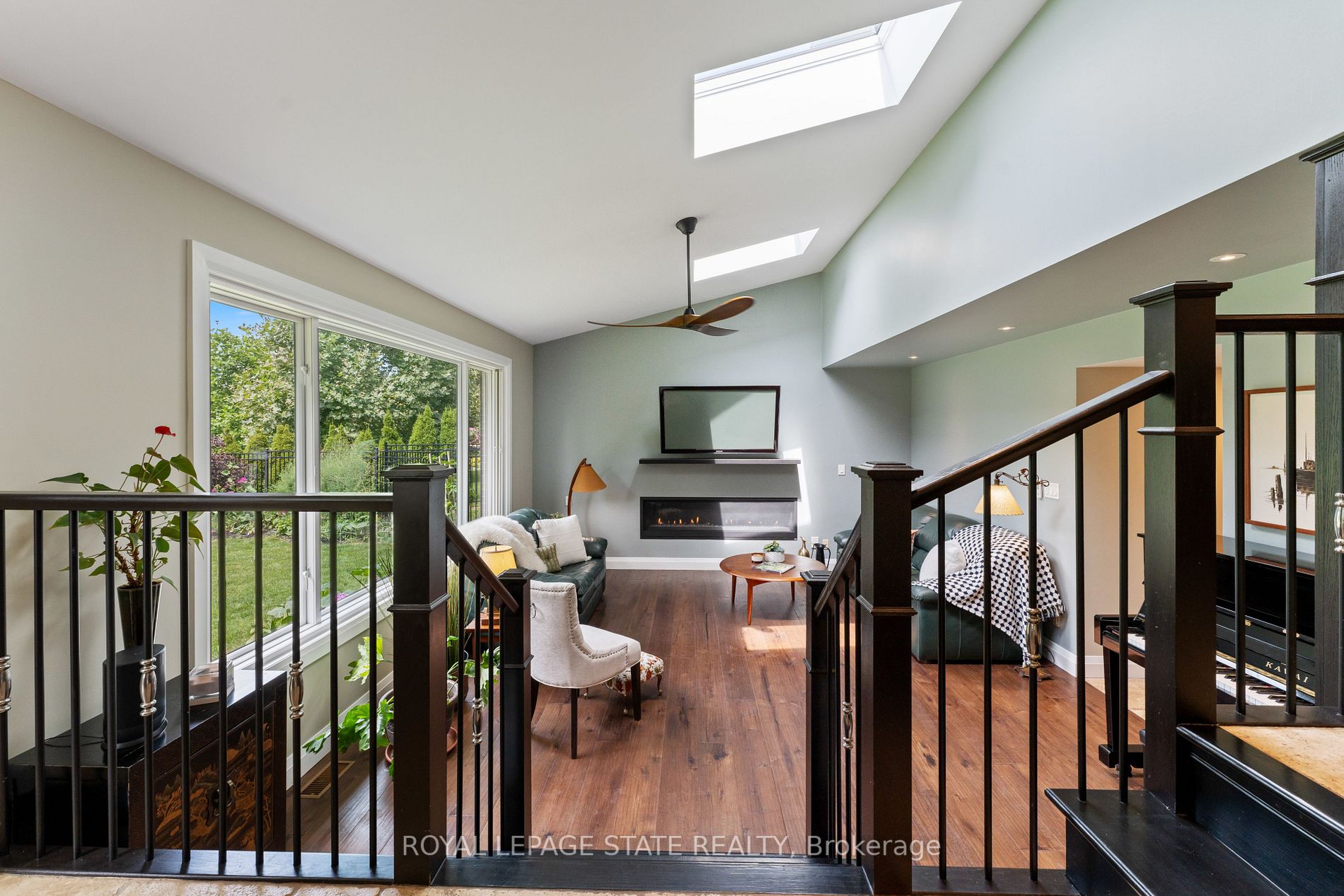 262 Brookview Crt