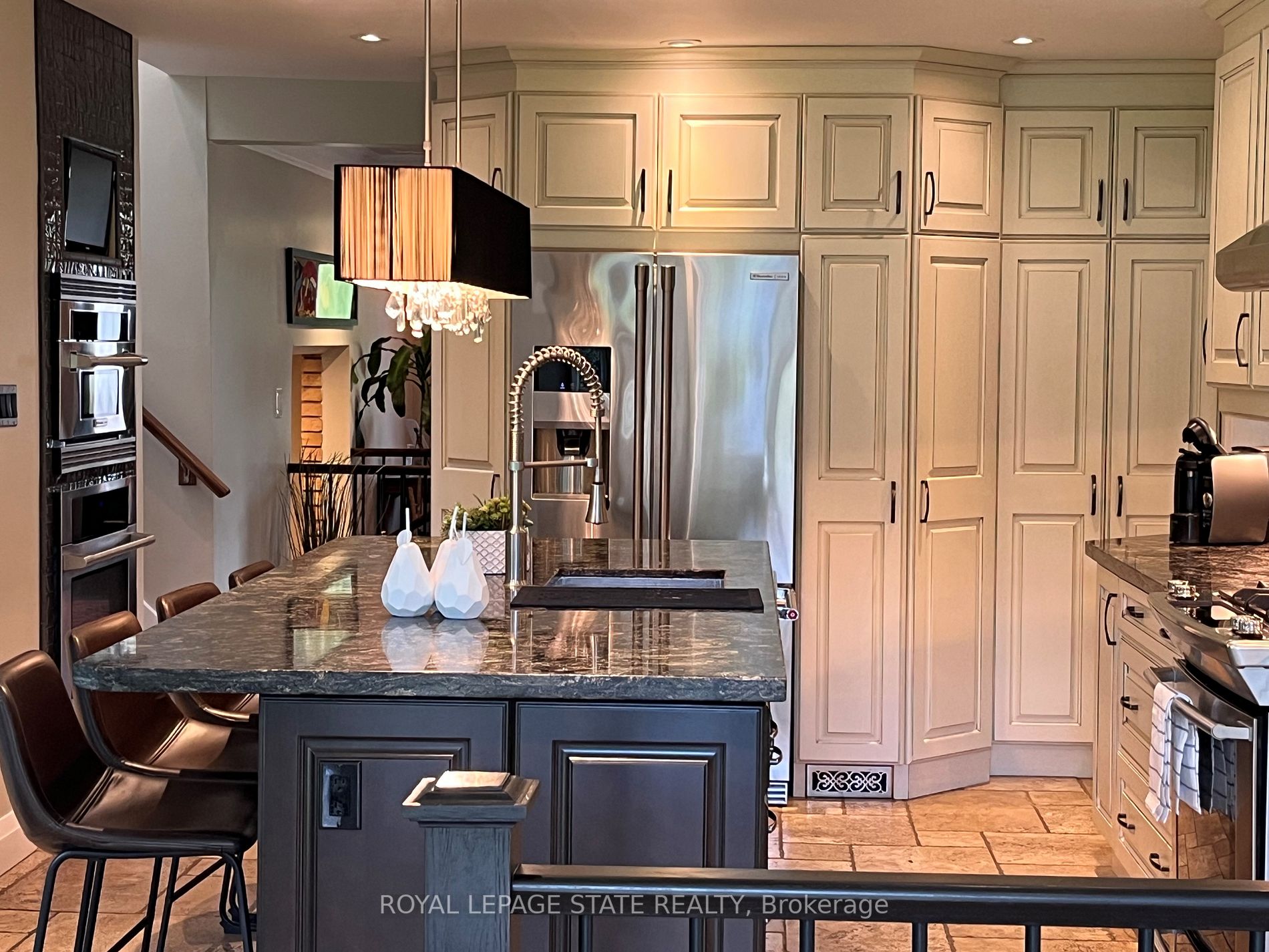 262 Brookview Crt