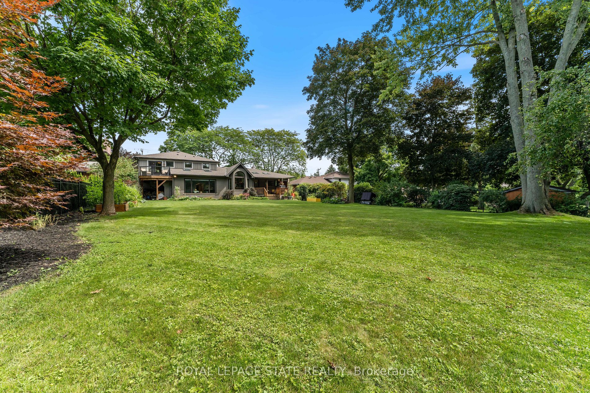 262 Brookview Crt