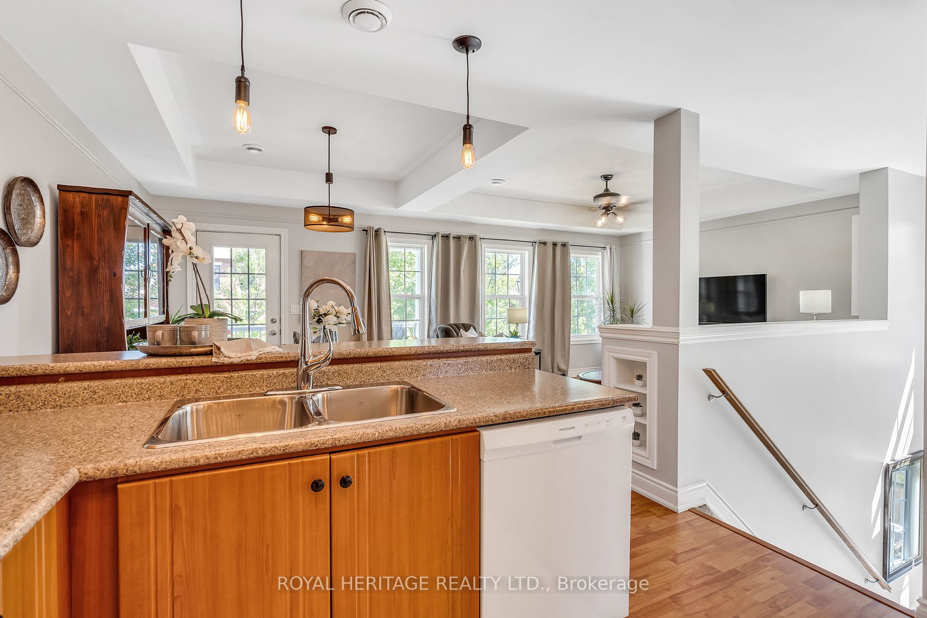 845 Smith Rd, #103