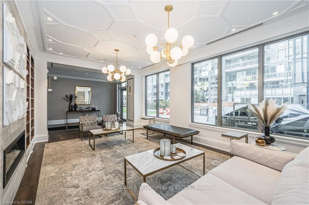 63 Arthur Street, #901