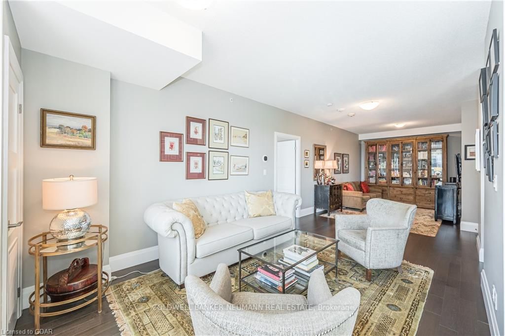 63 Arthur Street, #901