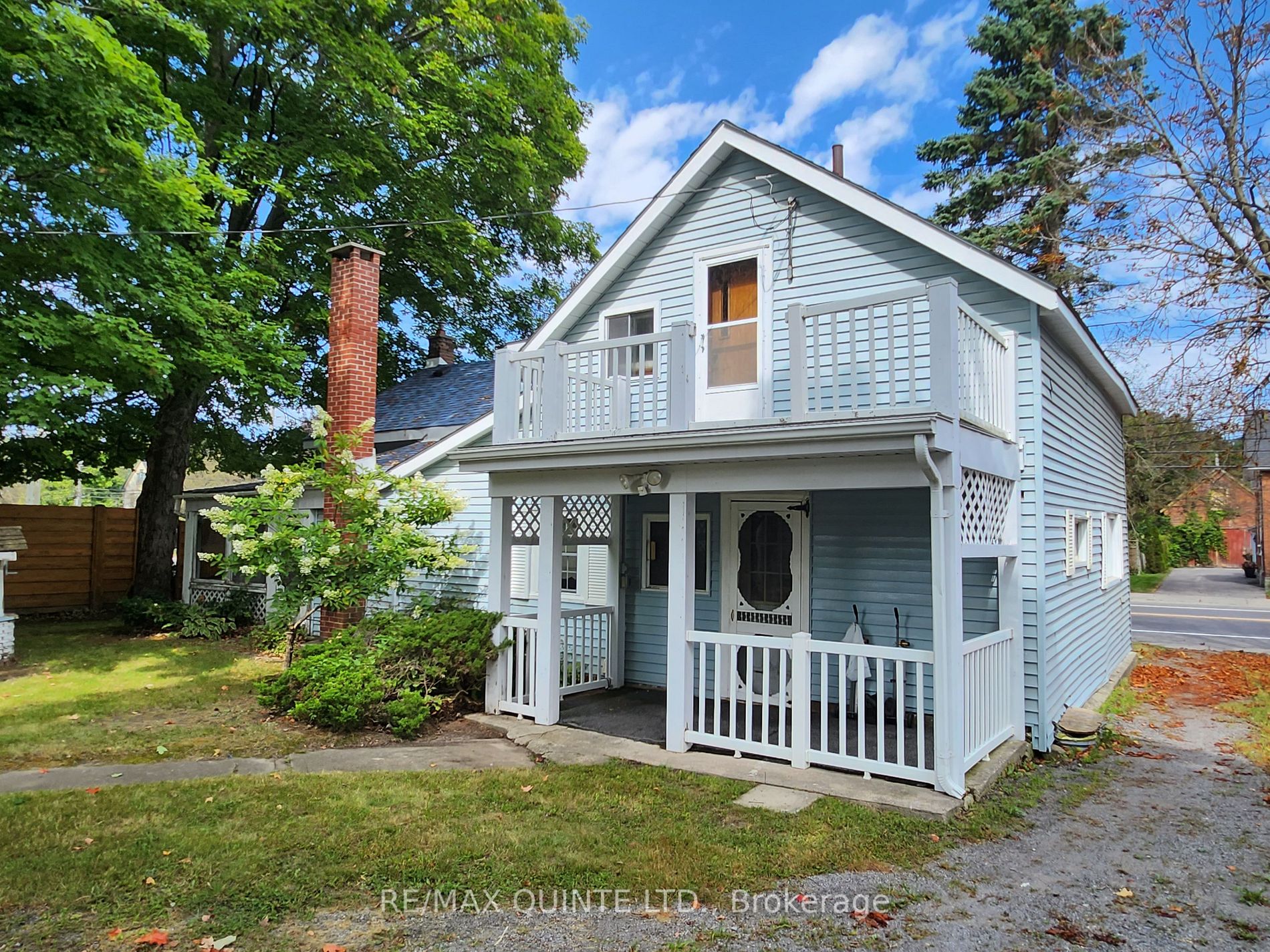 22 Main St