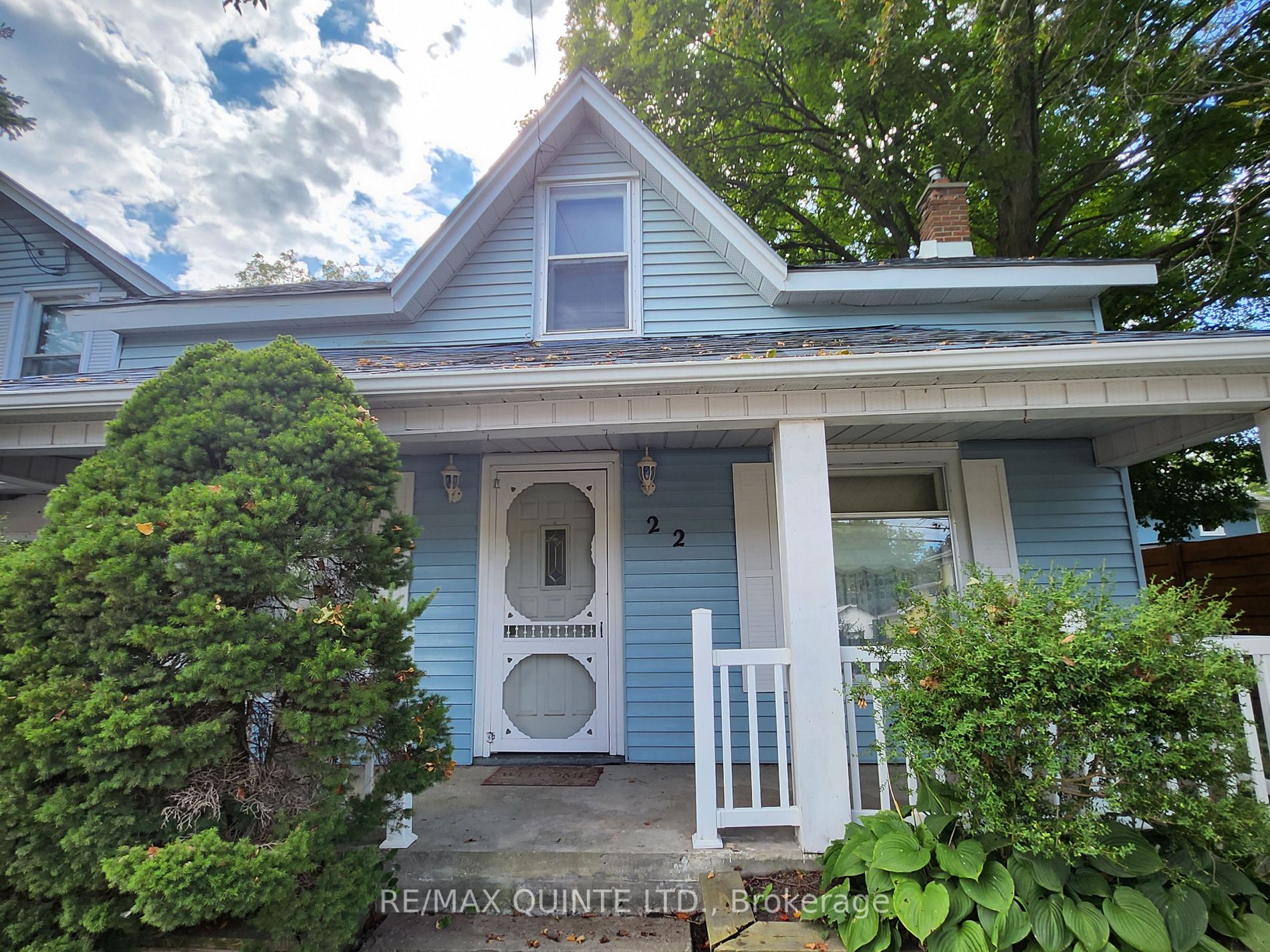 22 Main St