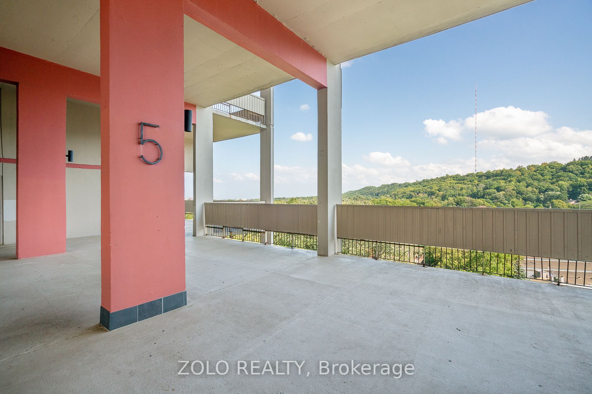 350 Quigley Rd, #537