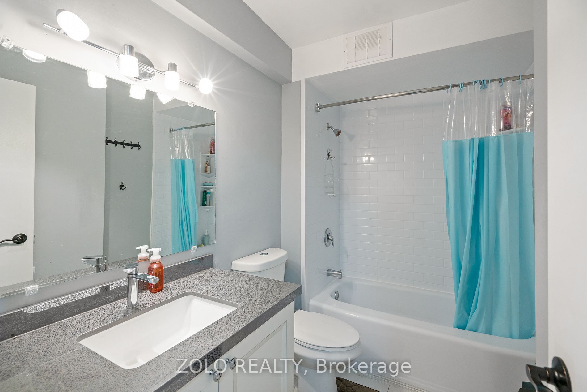 350 Quigley Rd, #537