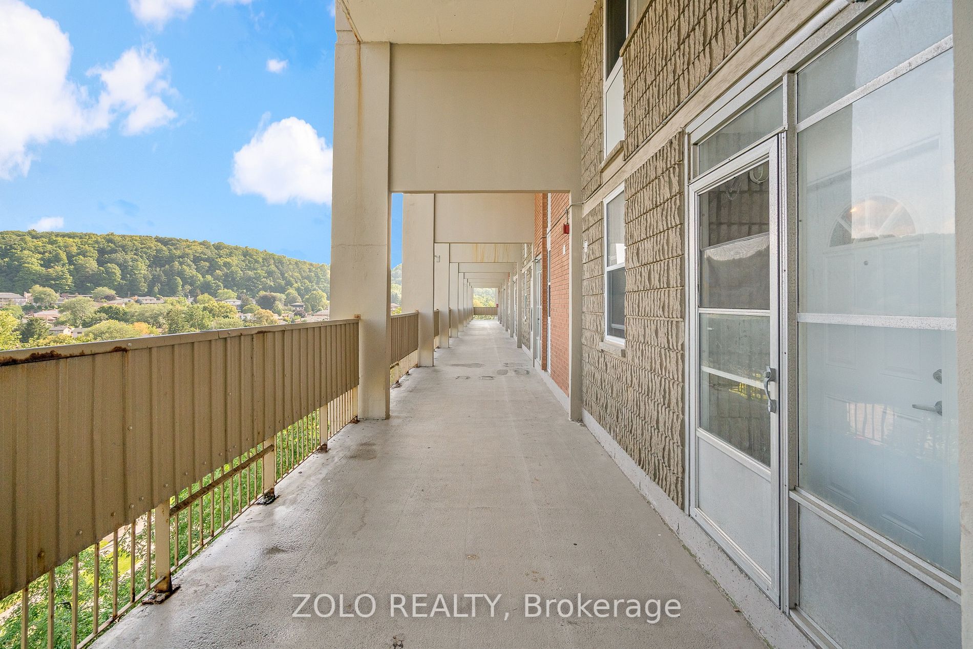 350 Quigley Rd, #537