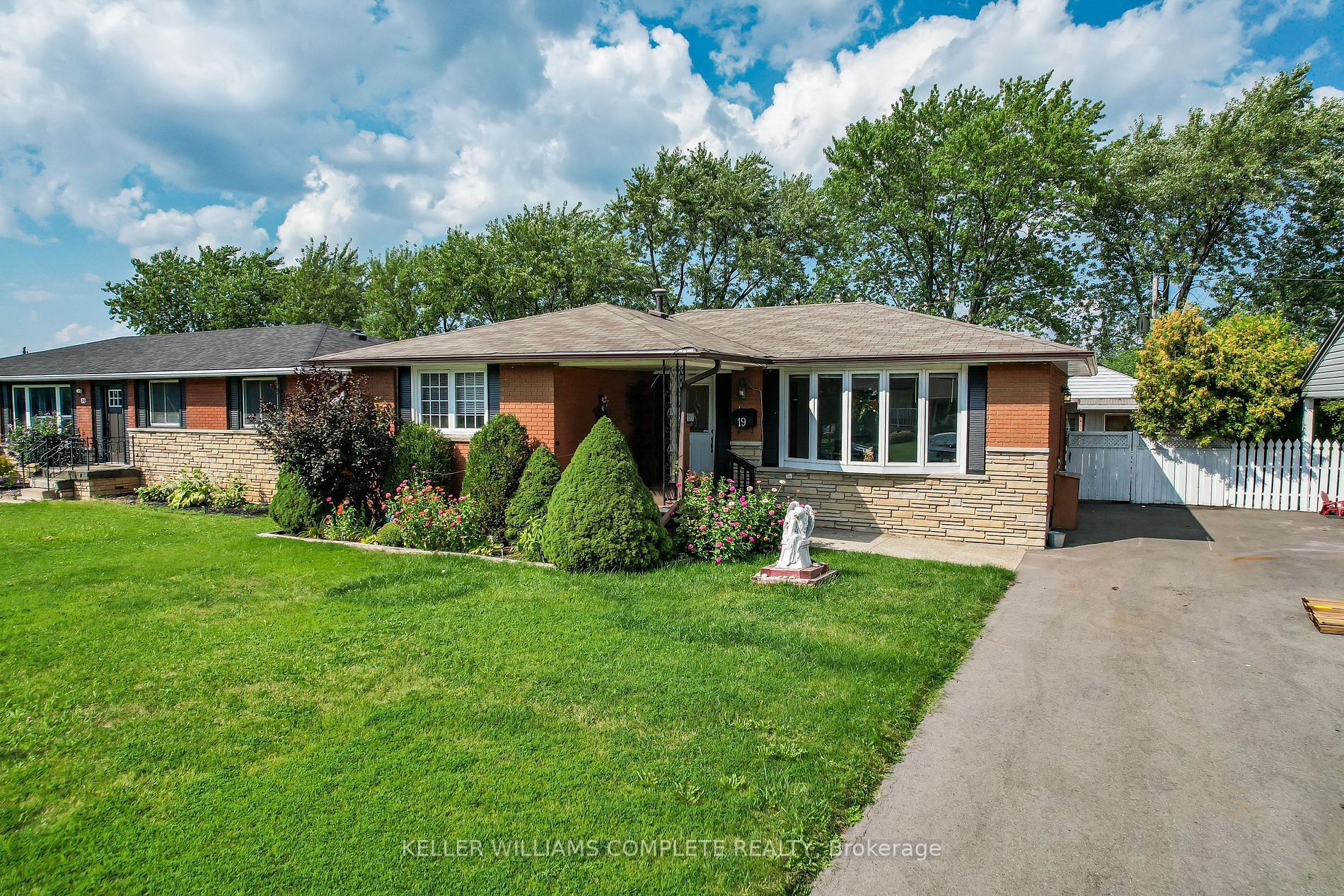 19 Winthrop Pl