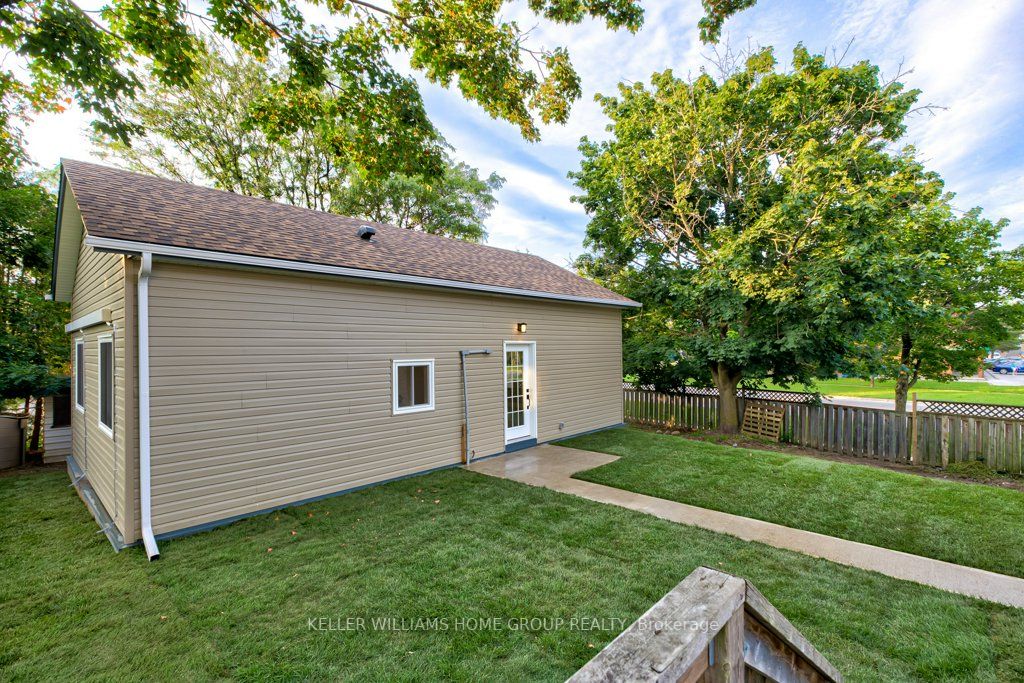 161 Fife Road