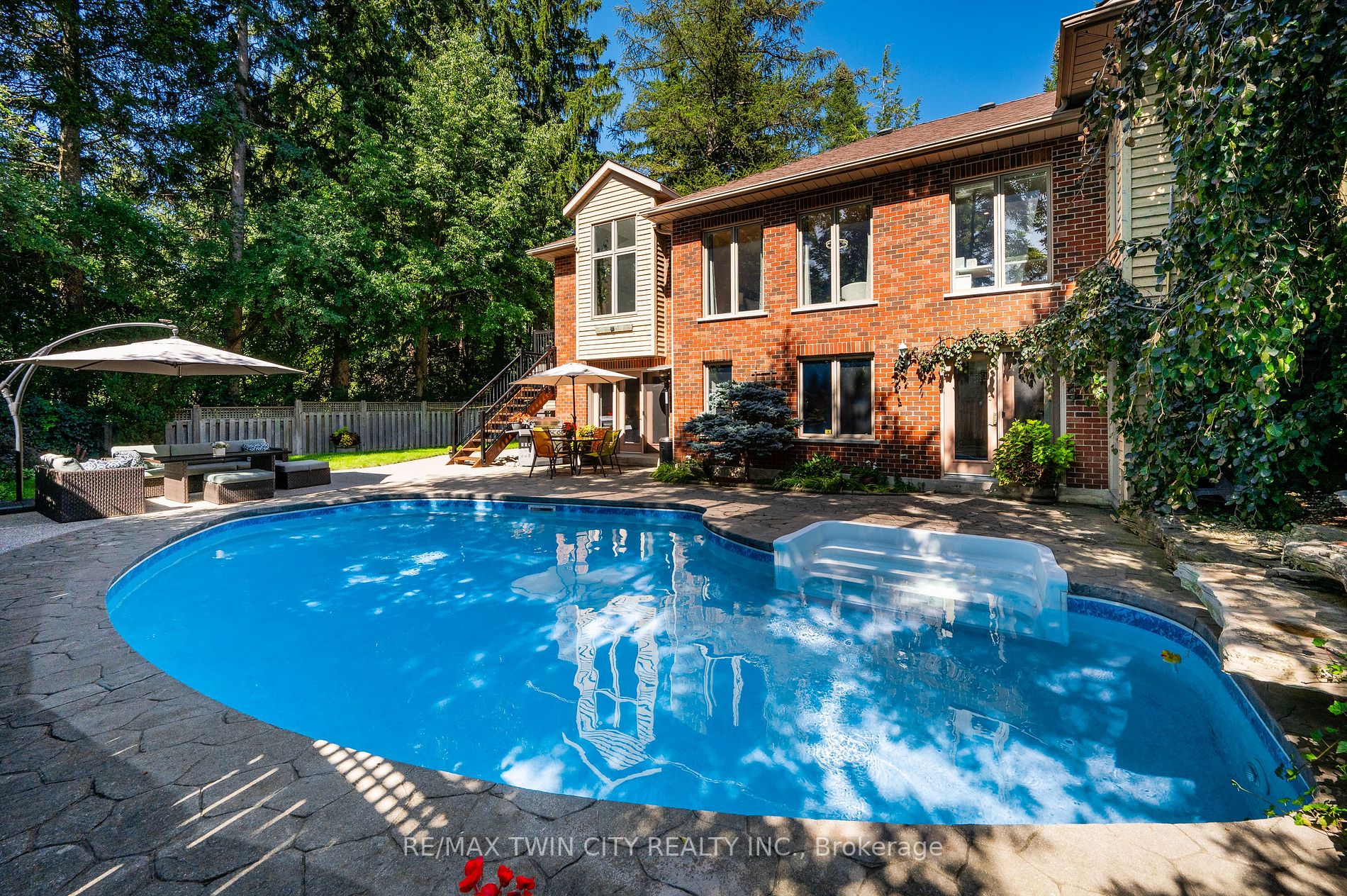 39 Mcdougall Road