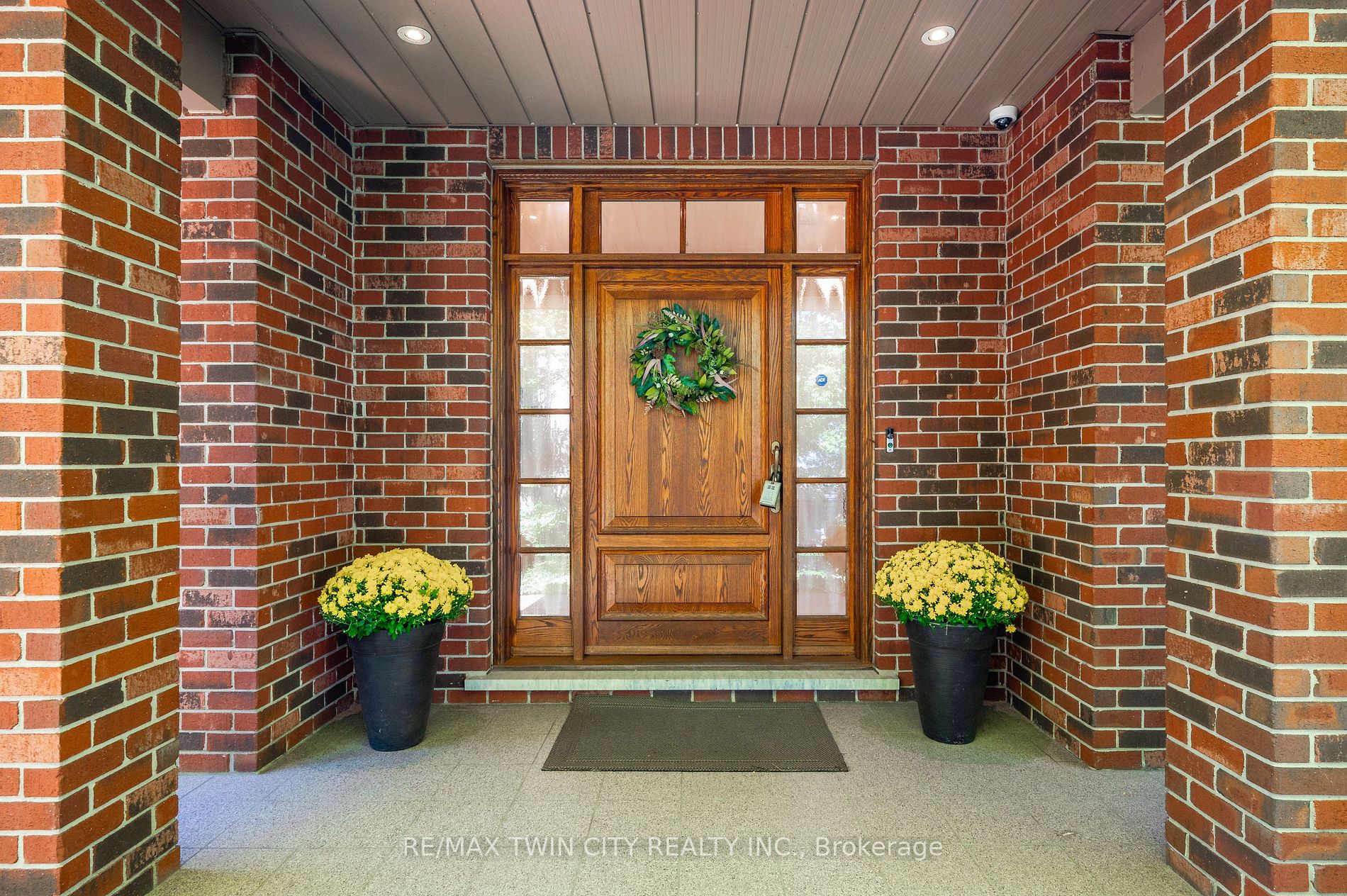 39 Mcdougall Rd