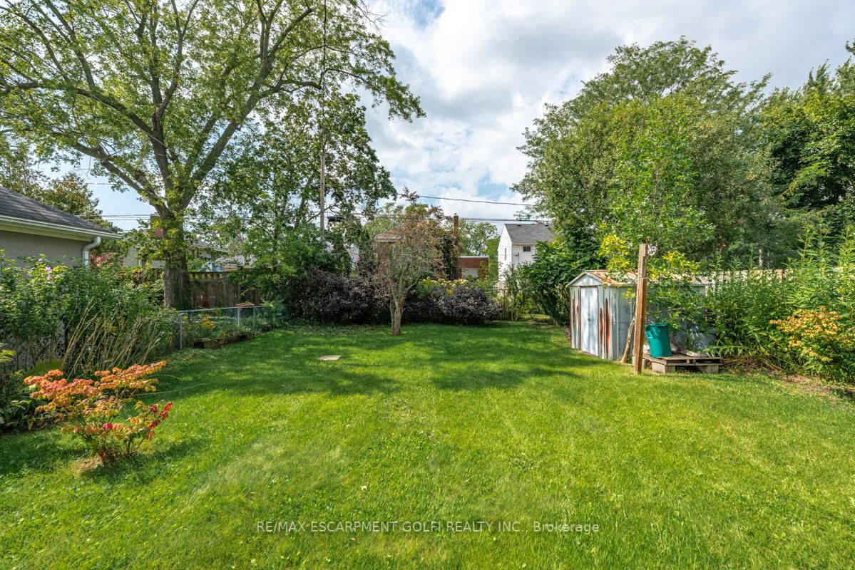 104 Highland Ave