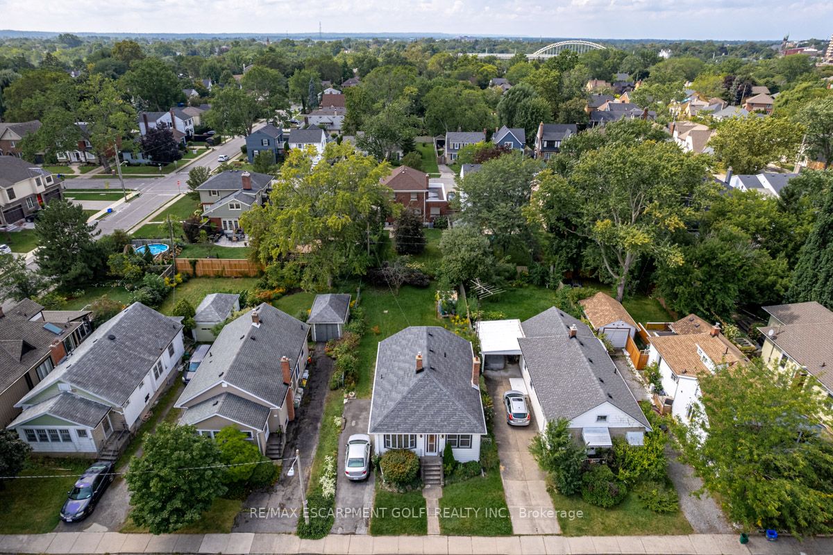 104 Highland Ave
