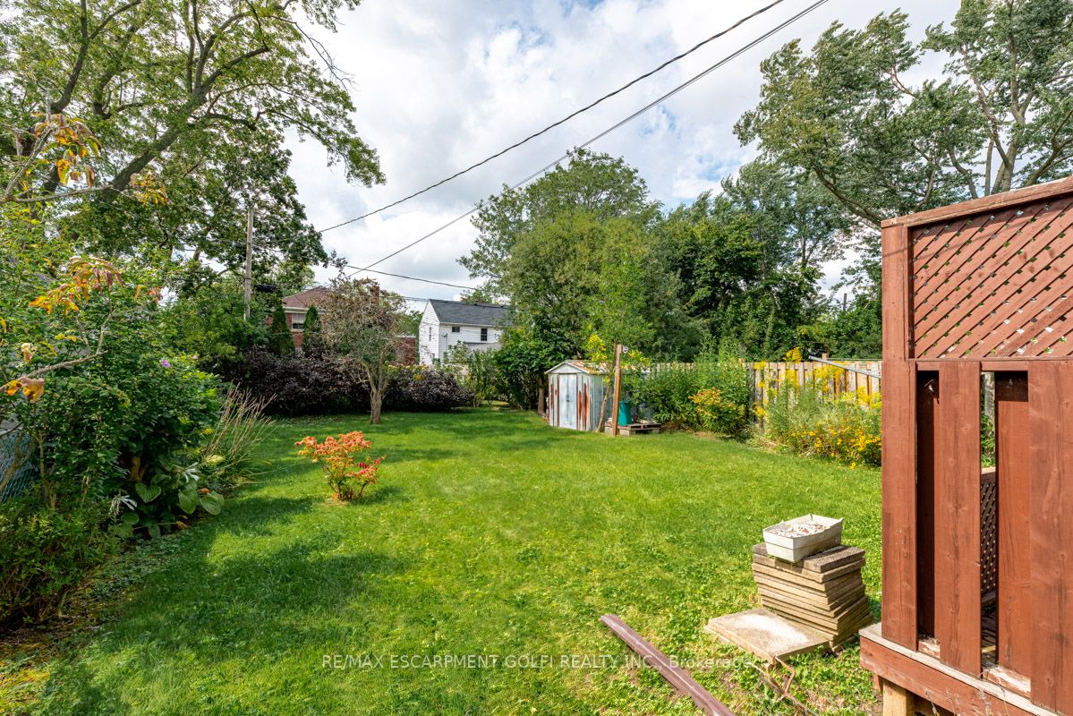 104 Highland Ave