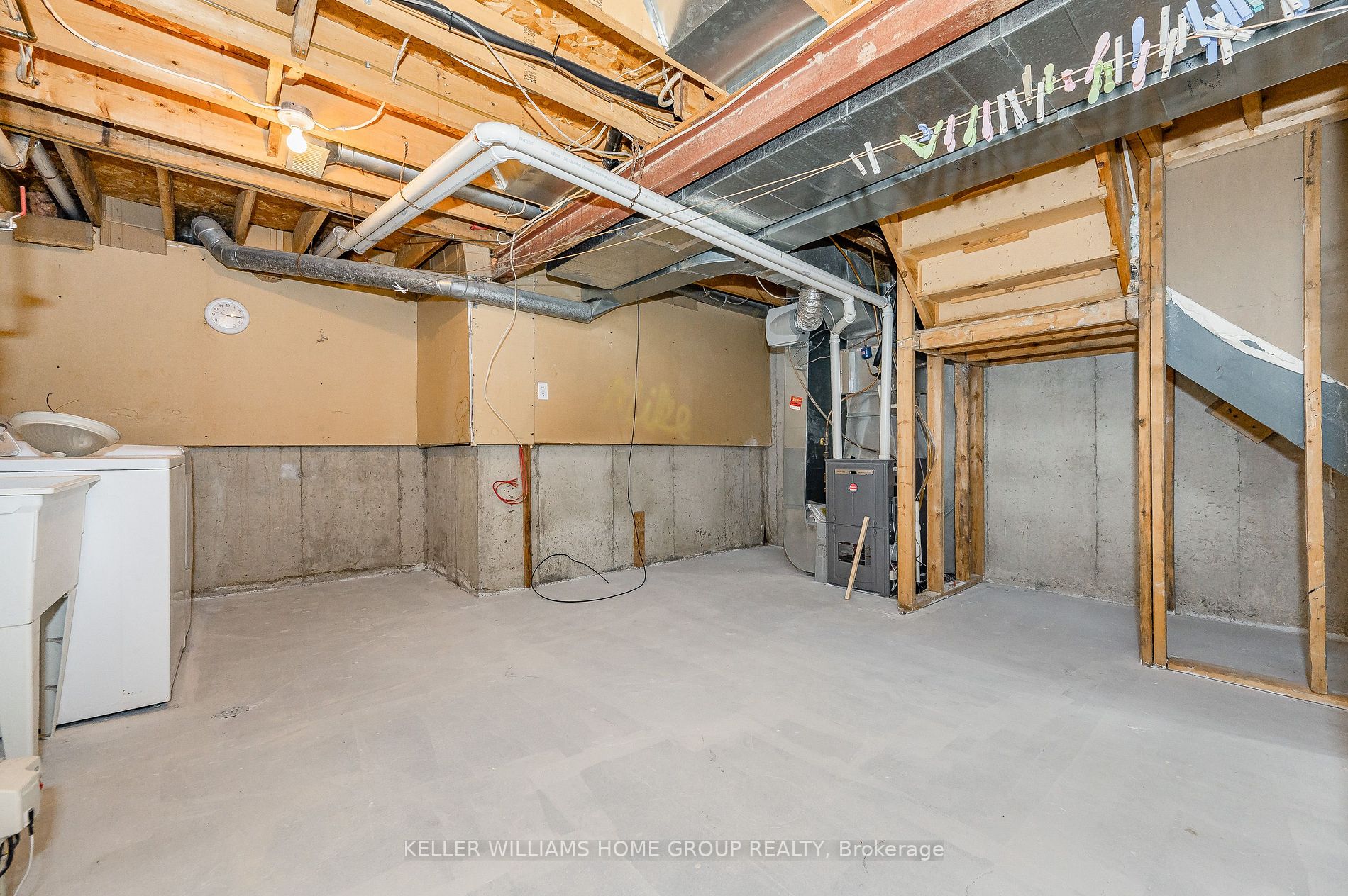 40 Silvercreek Parkway N, #12