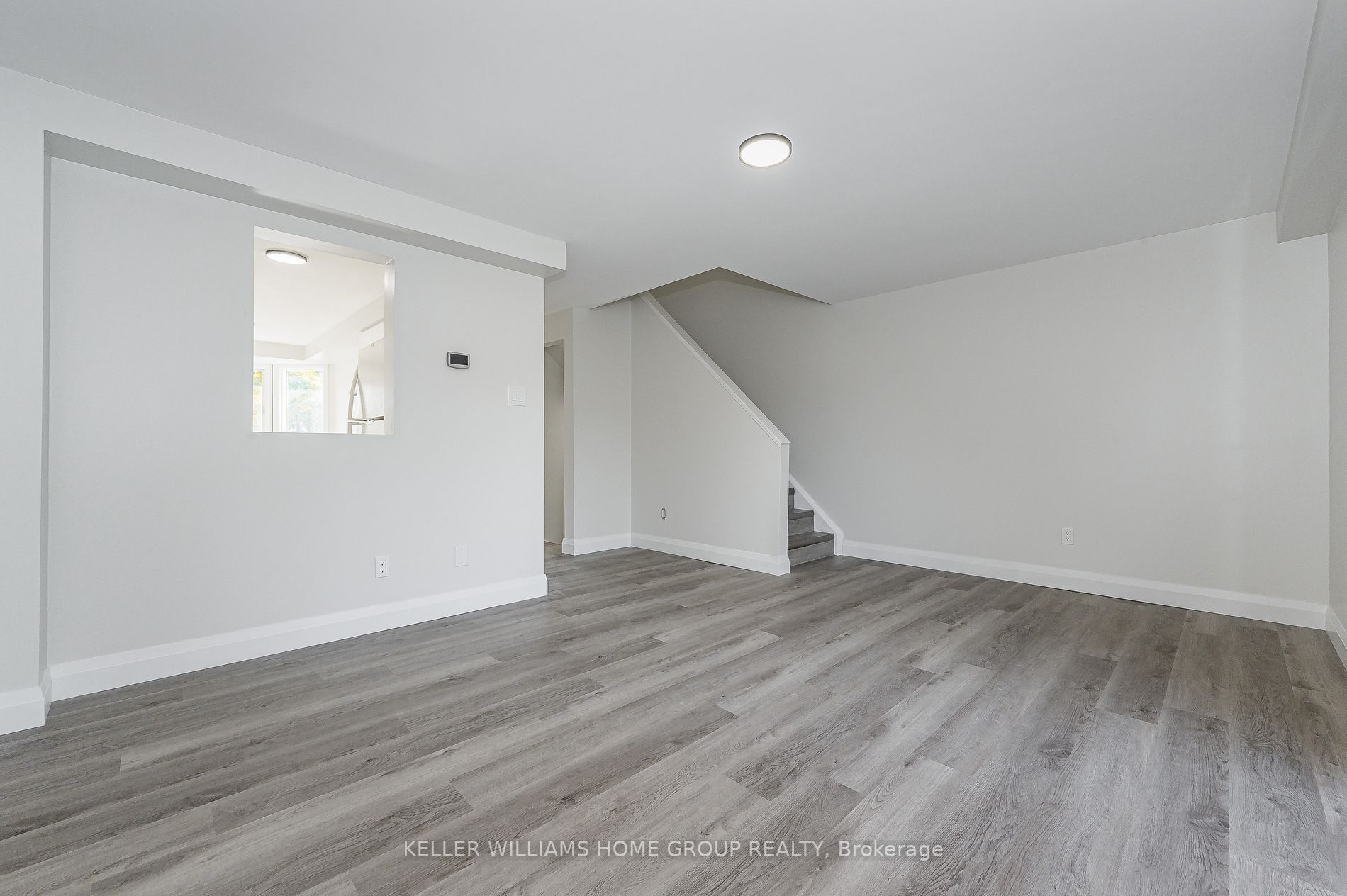 40 Silvercreek Parkway N, #12