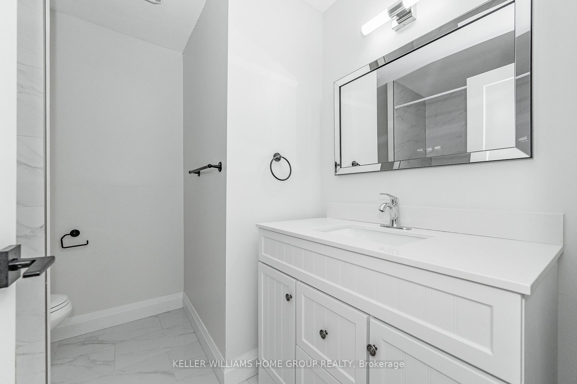 40 Silvercreek Parkway N, #12