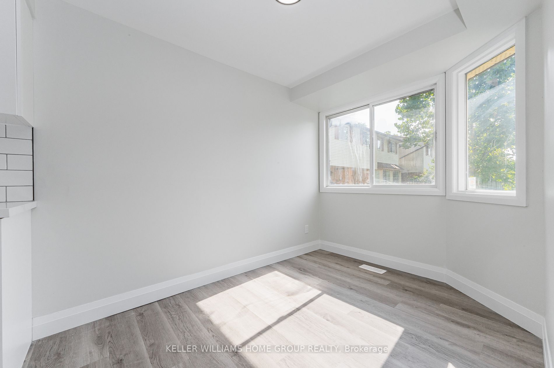 40 Silvercreek Parkway N, #12